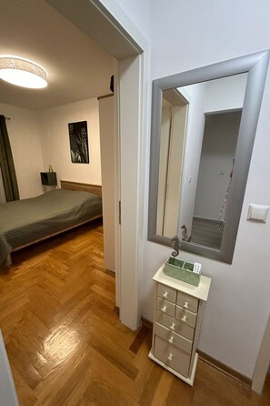 Internet - Wohnung "Adele A2 Erdgeschoss" by Interhome (Srima)