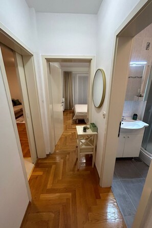 Towels - "Adele A1 erste Katze" by Interhome (Srima)