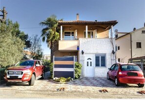 Exterior - "Adele A1 erste Katze" by Interhome (Srima)
