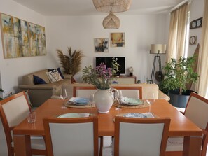 Dining - Wohnung "Torre" direkt am Wasser by Interhome (Senj)