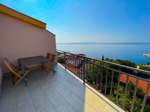 Outdoor dining - Appartement in Dramalj by Interhome (Crikvenica/Dramalj)