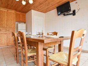 Dining - Schönes Ferienhaus mit eigenem Pool by Interhome (Argeliers)
