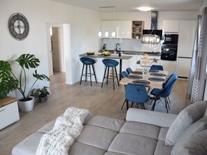 Fireplace - mit Blick auf das Wasser by Interhome (Orebić)