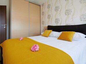 Internet - Appartement Adria mit Meerblick und Gemeinschaft by Interhome (Trogir/Okrug Donji)