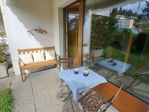 Outdoor dining - Studio Chalet by Interhome (Aminona)