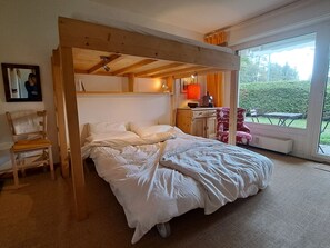 Room - Studio Chalet by Interhome (Aminona)