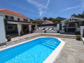 Pool - "Ferienhaus Luce" - privater Pool by Interhome (Prgomet)
