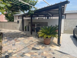 Terrace/patio - Appartement in Fažana mit Grill und Terrasse by Interhome (Fažana)