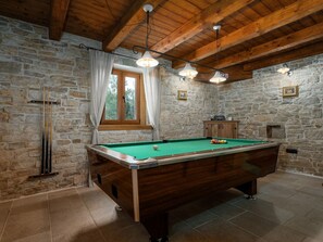 Spielezimmer