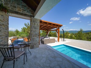 Outdoor dining - VILLA KARLA by Interhome (Pridraga)