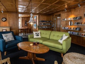 Interior - Dein Erlebnis by Interhome (Seelisberg)
