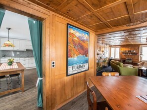 Dining - Dein Erlebnis by Interhome (Seelisberg)