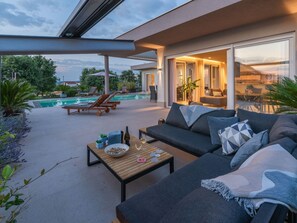 Terrace/patio - Villa Serena by Interhome (Dracevac)