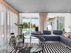 Living area - Villa Serena by Interhome (Dracevac)