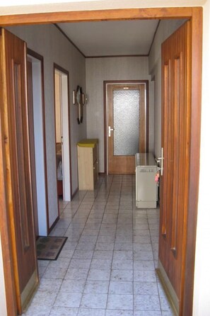 Interior - mit Blick auf das Wasser by Interhome (Umag)