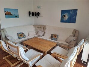 Fireplace, DVD player - Wellness Villa near Prague by Interhome (Vranov)