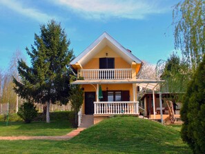 Exterior - Hütte mit Garten, Grill und Terrasse by Interhome (Nova Kapela)