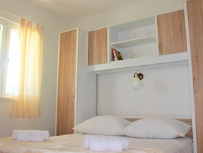 4 bedrooms - mit privatem Pool by Interhome (Zagvozd)