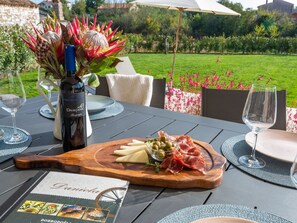 Outdoor dining - Villa Daniela by Interhome (Dracevac)