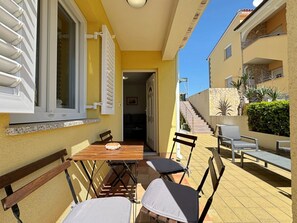 Outdoor dining - Apartment PintaDeSol by Interhome (Krk/Čižići)