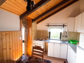 Fridge, microwave, oven, dishwasher - "Joze" mit Balkon by Interhome (Novigrad (Istra))
