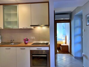 Fridge, cookware/dishes/utensils - Apartment Nevenka by Interhome (Krk/Čižići)