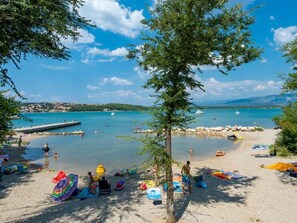 Beach - Appartement in Soline mit Großer Terrasse by Interhome (Krk/Čižići)