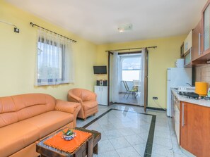 TV - mit Klimaanlage und Balkon by Interhome (Krk/Čižići)