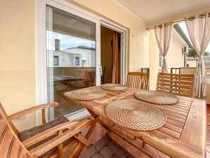 Outdoor dining - Wohnung "Viviana" direkt am Strand by Interhome (Novigrad (Istra))