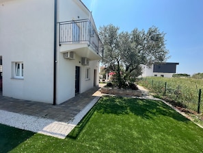Exterior - mit privatem beheiztem Schwimmbad by Interhome (Pula/Galižana)