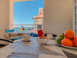 Outdoor dining - Gemütliche Ferienwohnung Libera by Interhome (Novigrad (Istra))