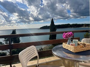 Outdoor dining - Apartment Marijana mit Meerblick by Interhome (Pula)