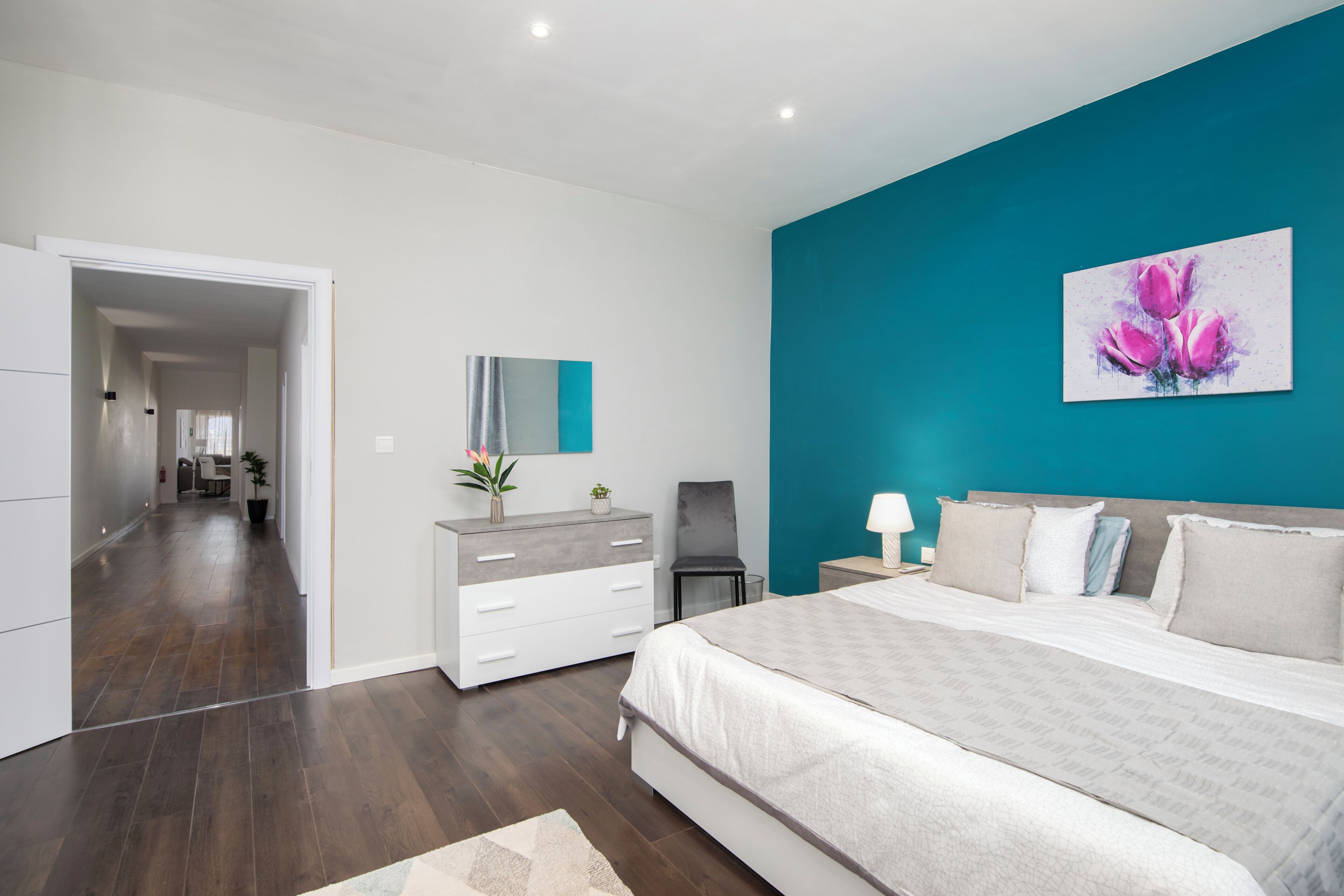 Lejlighed - 3 soveværelser - udsigt til have | Mørklægningsgardiner, strygejern/strygebræt, gratis Wi-Fi