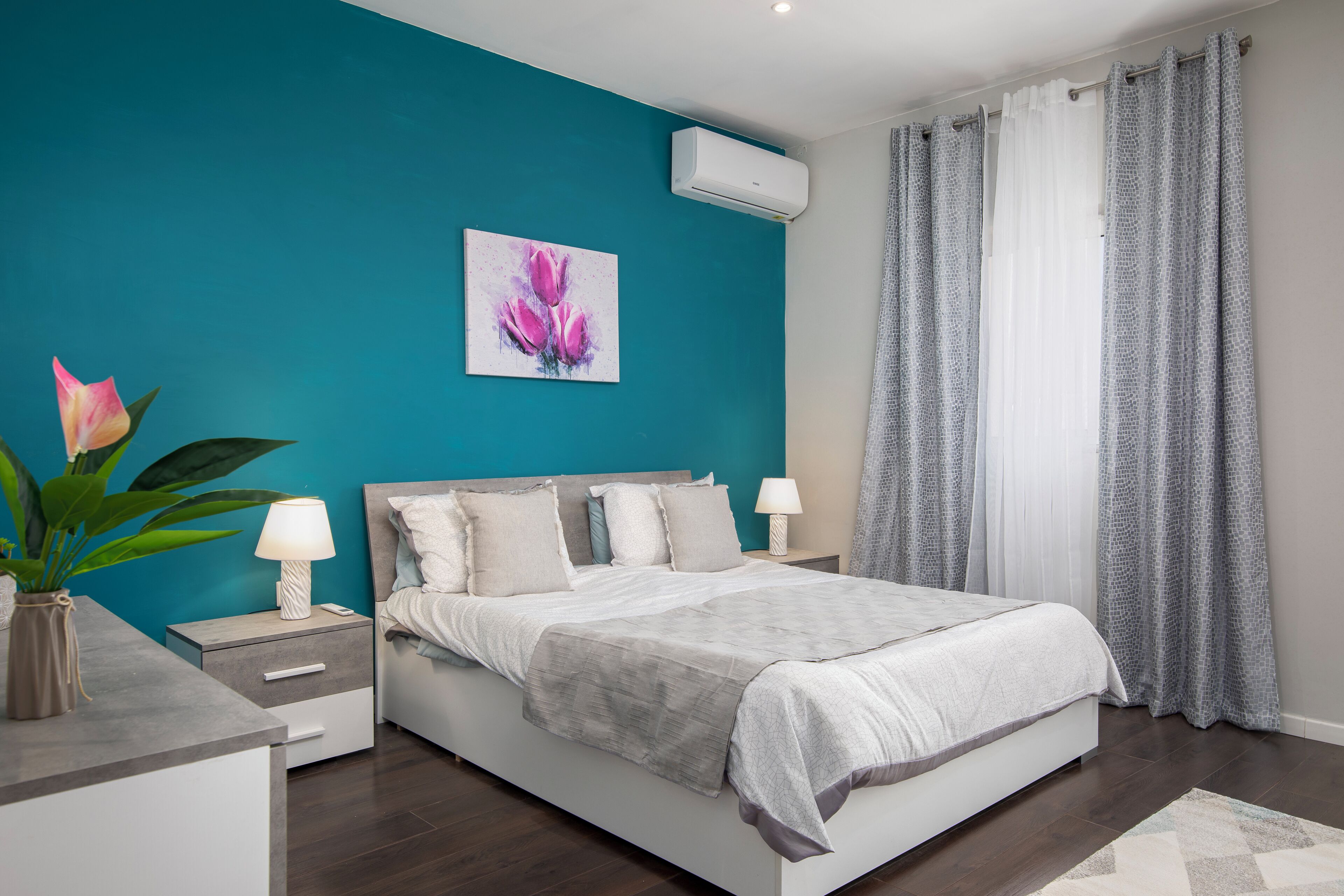 Apartment, 3 Bedrooms, Garden View | Blackout drapes, iron/ironing board, free WiFi