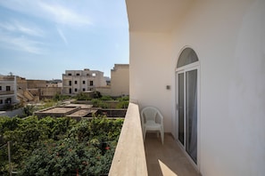 Lejlighed - 3 soveværelser - udsigt til have | Terrasse/gårdhave