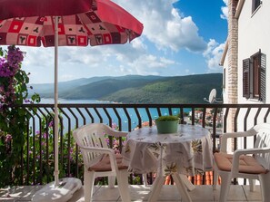 Outdoor dining - Appartement "Adria Seaside" mit Balkon by Interhome (Rabac)