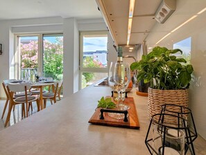 Dining - Apartment  by Interhome (Novigrad (Istra))