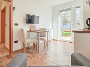 Living area - Apartment mit Klimaanlage für 2 Personen by Interhome (Novigrad (Istra))