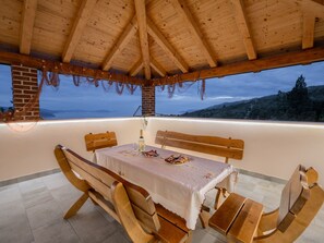 Outdoor dining - Villa Antonia by Interhome (Moscenice)