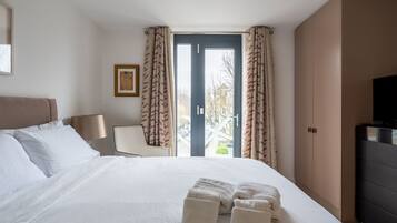 2 soveværelser, internetforbindelse