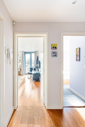 Interior - Moderne und stilvolle Wohnung mit eigenem Bad in der Nähe von Notting Hill und by Interhome (London)