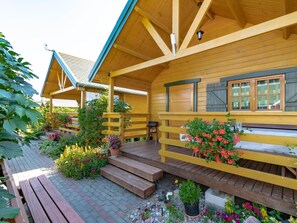 Terrace/patio - Gemütliches Holzferienhaus mit Grill und Garten by Interhome (Rusinowo)