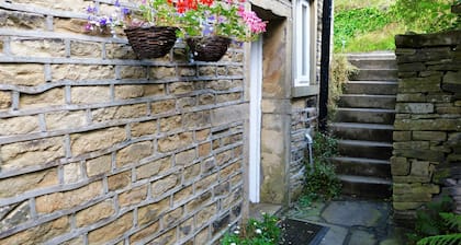 Gemütliches Ferienhaus für 2 Personen und 1 Kind by Interhome