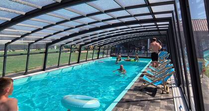 "New 5" with Infinity-Pool by Interhome