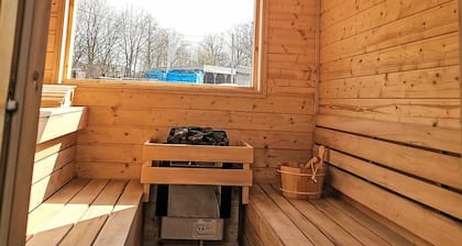 Ganzjahreshäuschen - gelb by Interhome