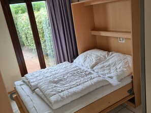 Room - Vacation home  by Interhome (Bredene)