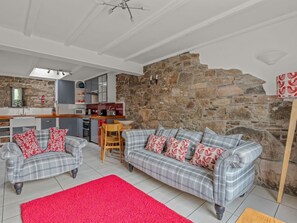 TV, fireplace, DVD player - Idyllisches Landhaus Rosemary by Interhome (Draynes)
