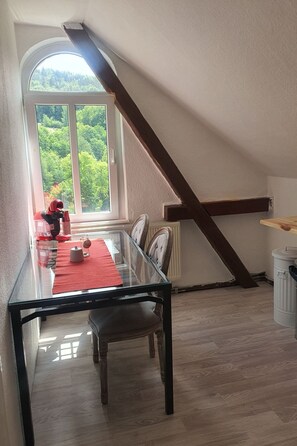 Dining - Im Herzen des Elbsandsteingebirges by Interhome (Königstein)