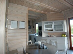 Refrigerador, microondas, horno y lavavajillas 