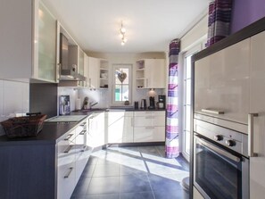Fridge, microwave, oven, dishwasher - Traumfänger by Interhome (Rerik)
